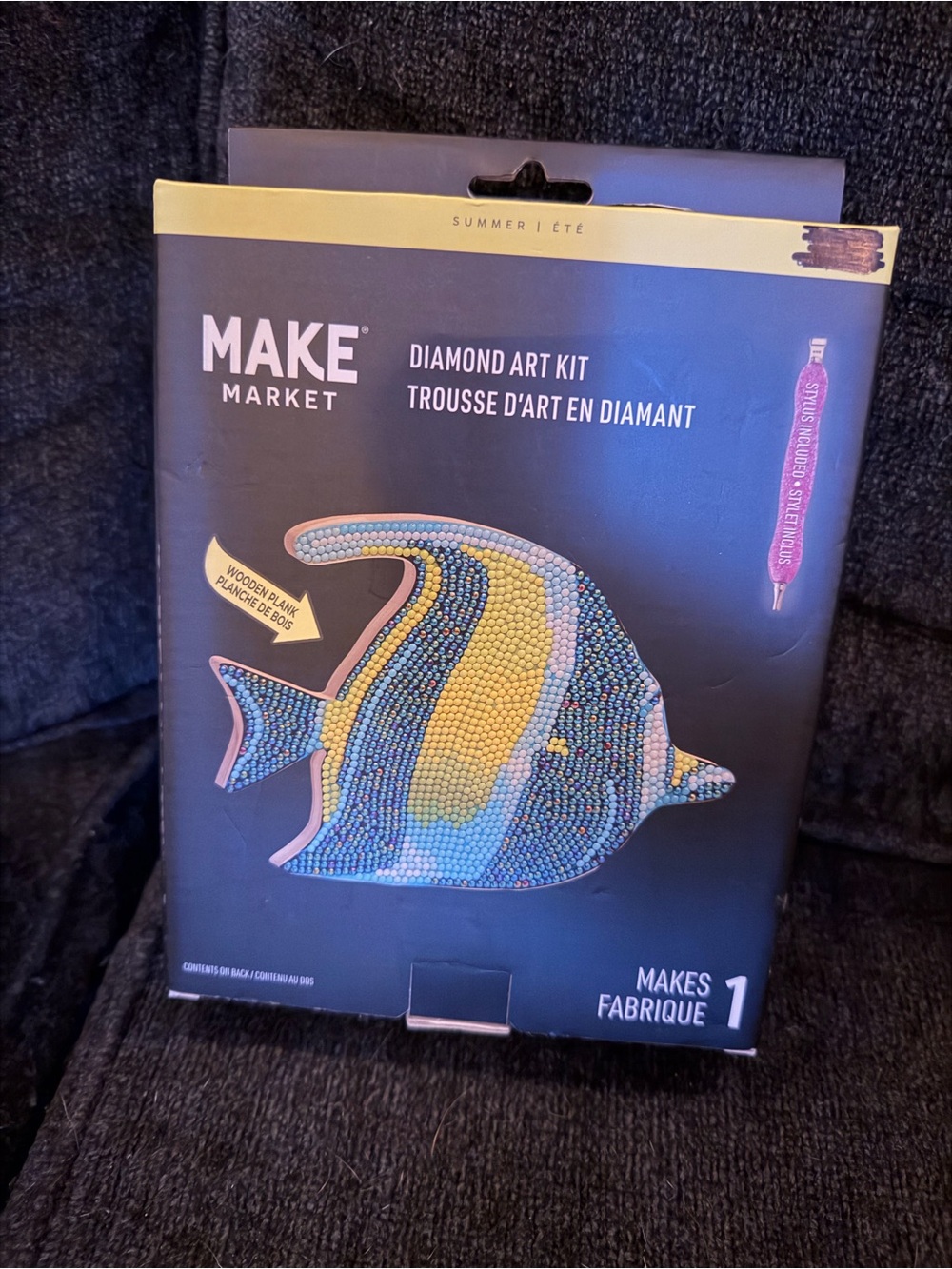 Makers Market Diamond Art Kit - Blue, Yellow, White Fish